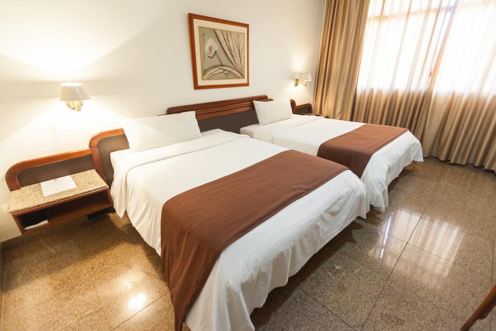 מונטס קלארוס Dimas Lessa Hotel מראה חיצוני תמונה