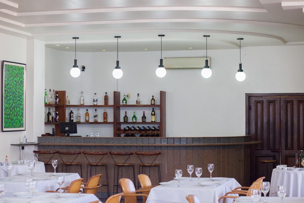 מונטס קלארוס Dimas Lessa Hotel מראה חיצוני תמונה