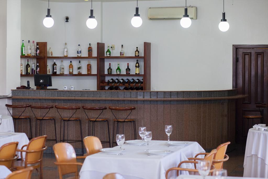 מונטס קלארוס Dimas Lessa Hotel מראה חיצוני תמונה