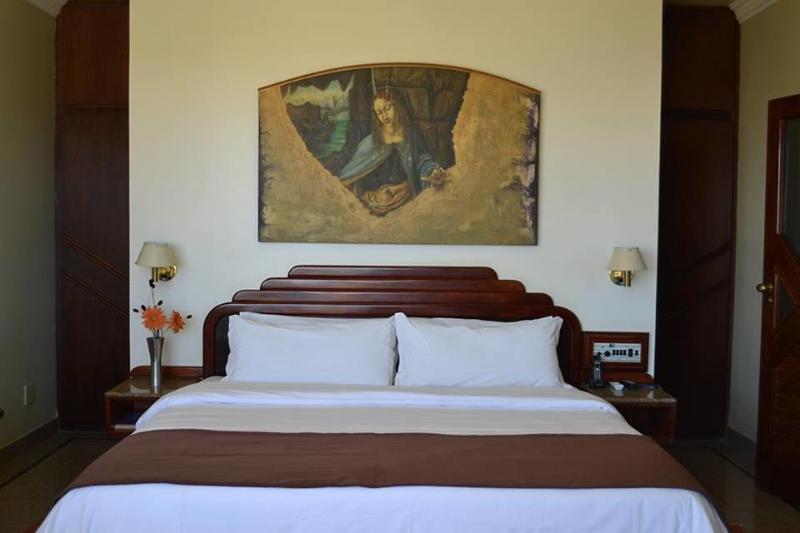 מונטס קלארוס Dimas Lessa Hotel מראה חיצוני תמונה