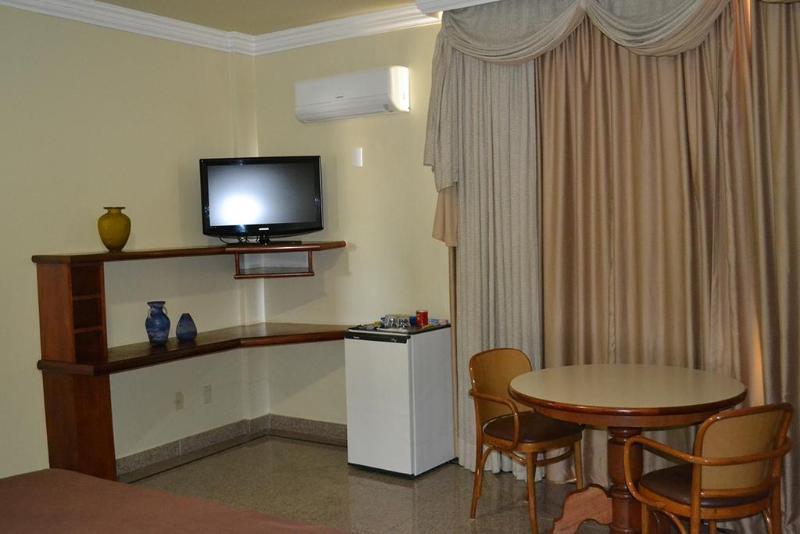מונטס קלארוס Dimas Lessa Hotel מראה חיצוני תמונה